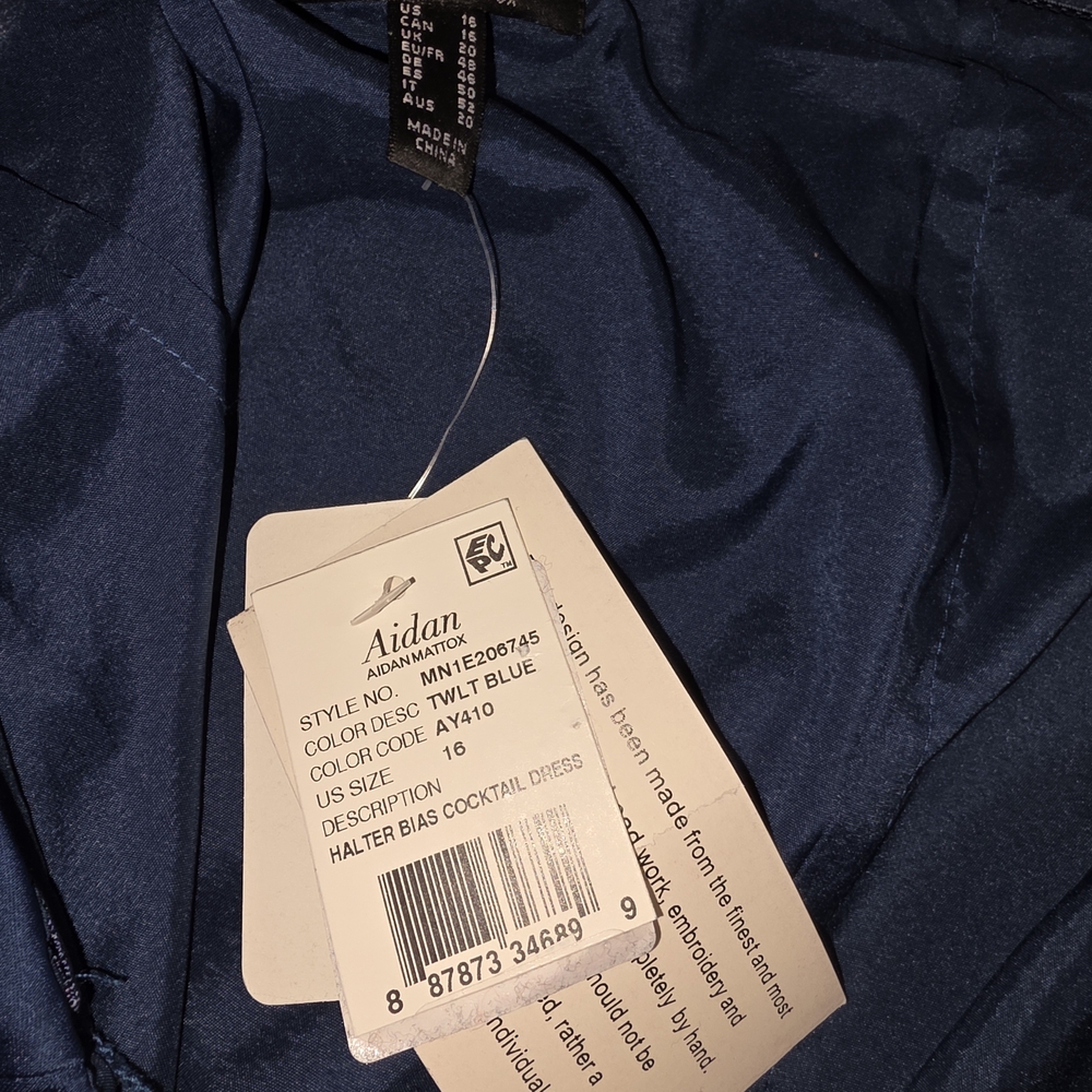 Elegant Navy Blue Halter Evening Dress - Picture 4 of 5